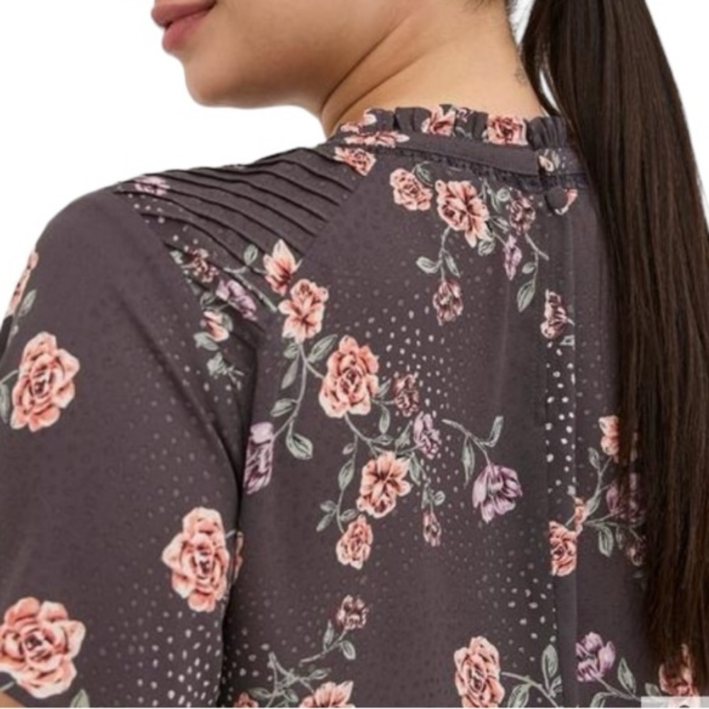 Torrid Georgette Lace Inset Blouse Floral Size 5 - Picture 13 of 13